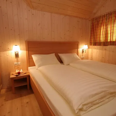 度假居 Holiday Homes In Steiermark 421 奥尔陶斯