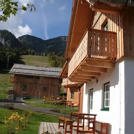 Holiday Homes In Steiermark 421 度假居 奥尔陶斯