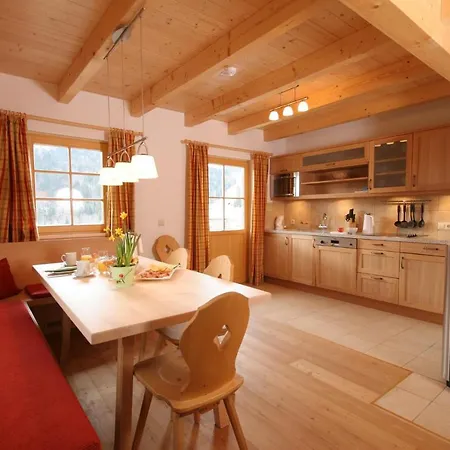 Holiday Homes In Steiermark 421 度假居 *